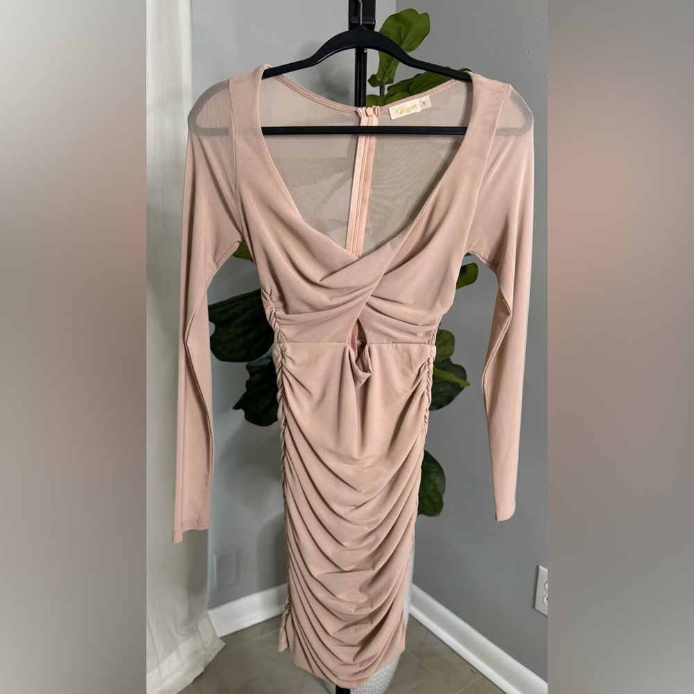 Elegant Beige Long Sleeve Dress